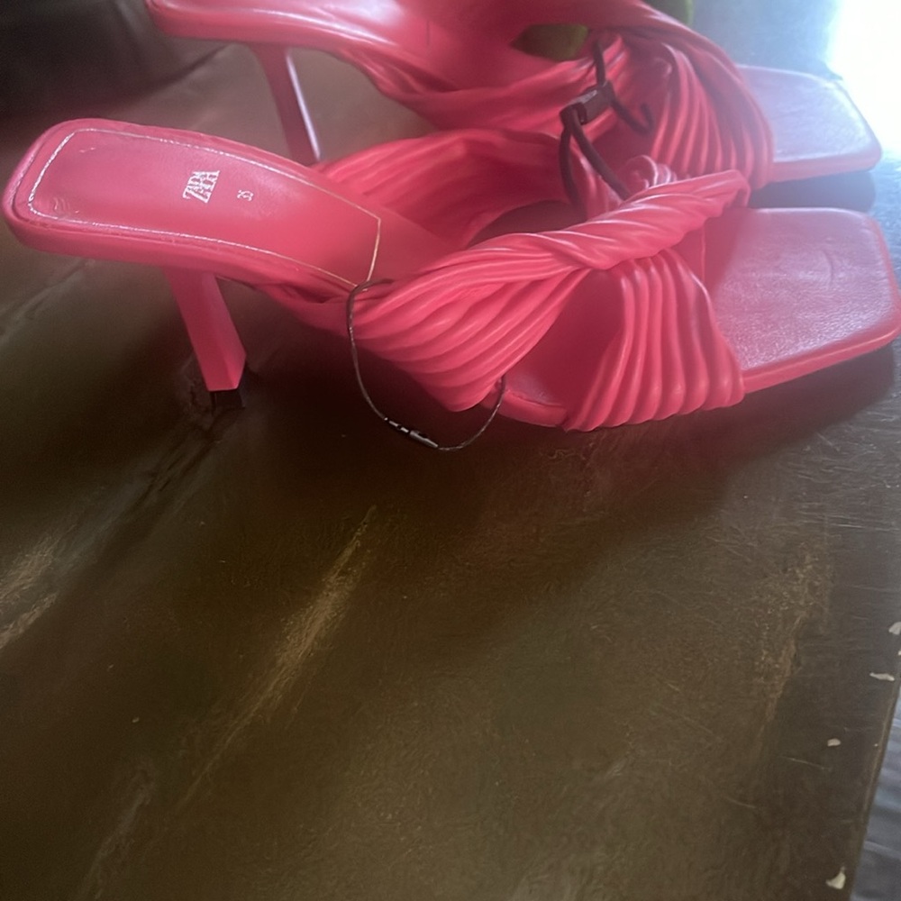 Zara solid pink color square toe dress pump heeled sandal - Picture 2 of 4